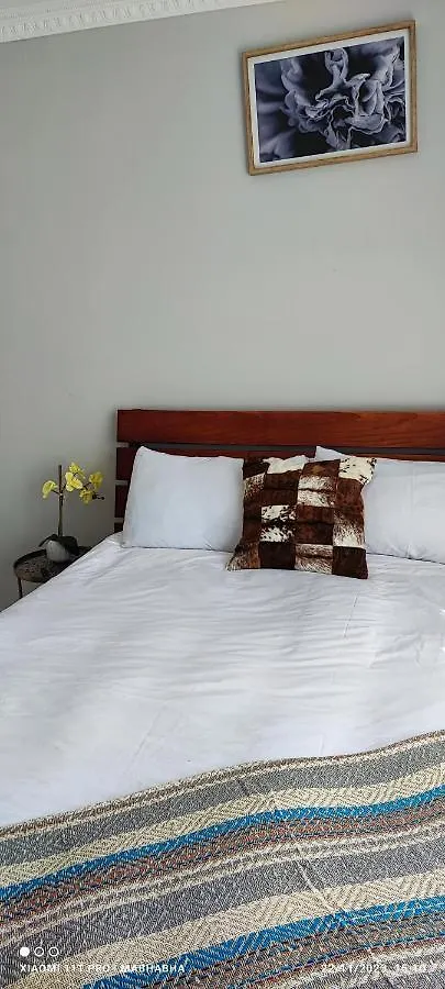 Δωμάτια σε οικογενειακή κατοικία Mabhabha'S Stay Inn 1 Κέιπ Τάουν
